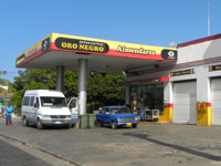 Gasolinera Servicentro 13 y 84