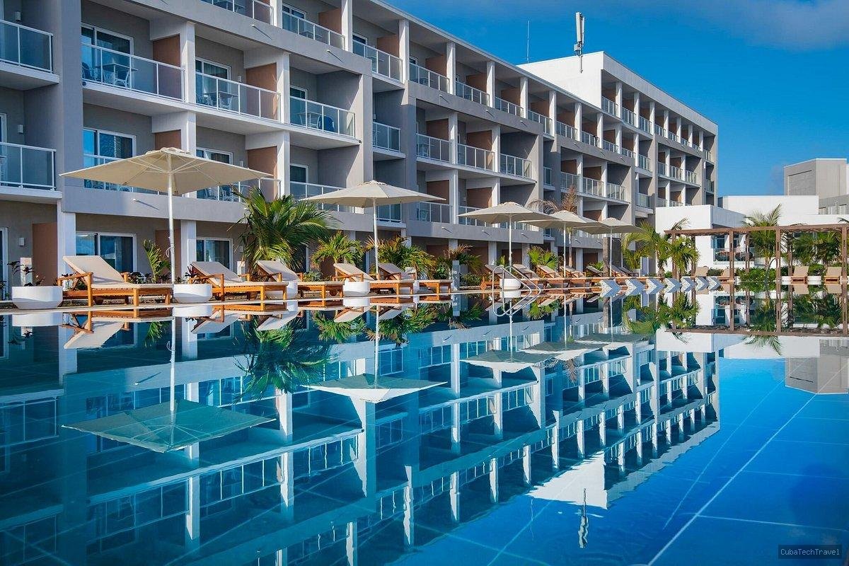 Gran Muthu Rainbow +18 LGBT+ Hotel